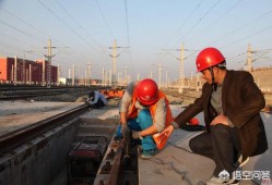 一級(jí)建造師和一級(jí)消防工程師，這兩個(gè)證書哪個(gè)比較好，今年想報(bào)考其中的一個(gè)？