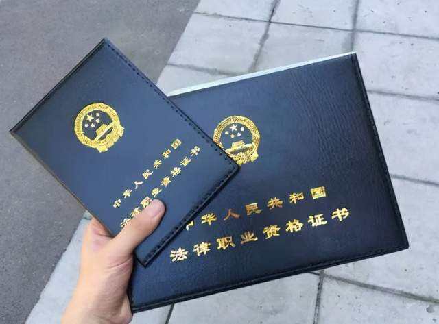 一級(jí)建造師注冊(cè)證書在哪里領(lǐng)取,一級(jí)建造師注冊(cè)完成后多久領(lǐng)取證書  第2張